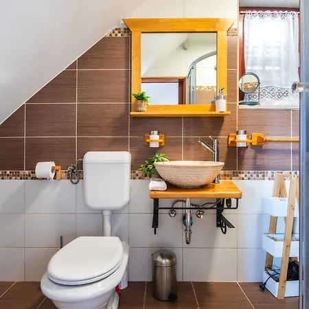 Rosemary & Thyme Ferienhaus *